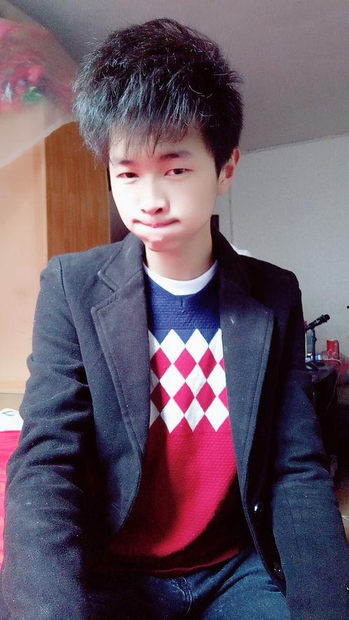 徐雷霆个人资料,从平凡走向卓越的奋斗历程